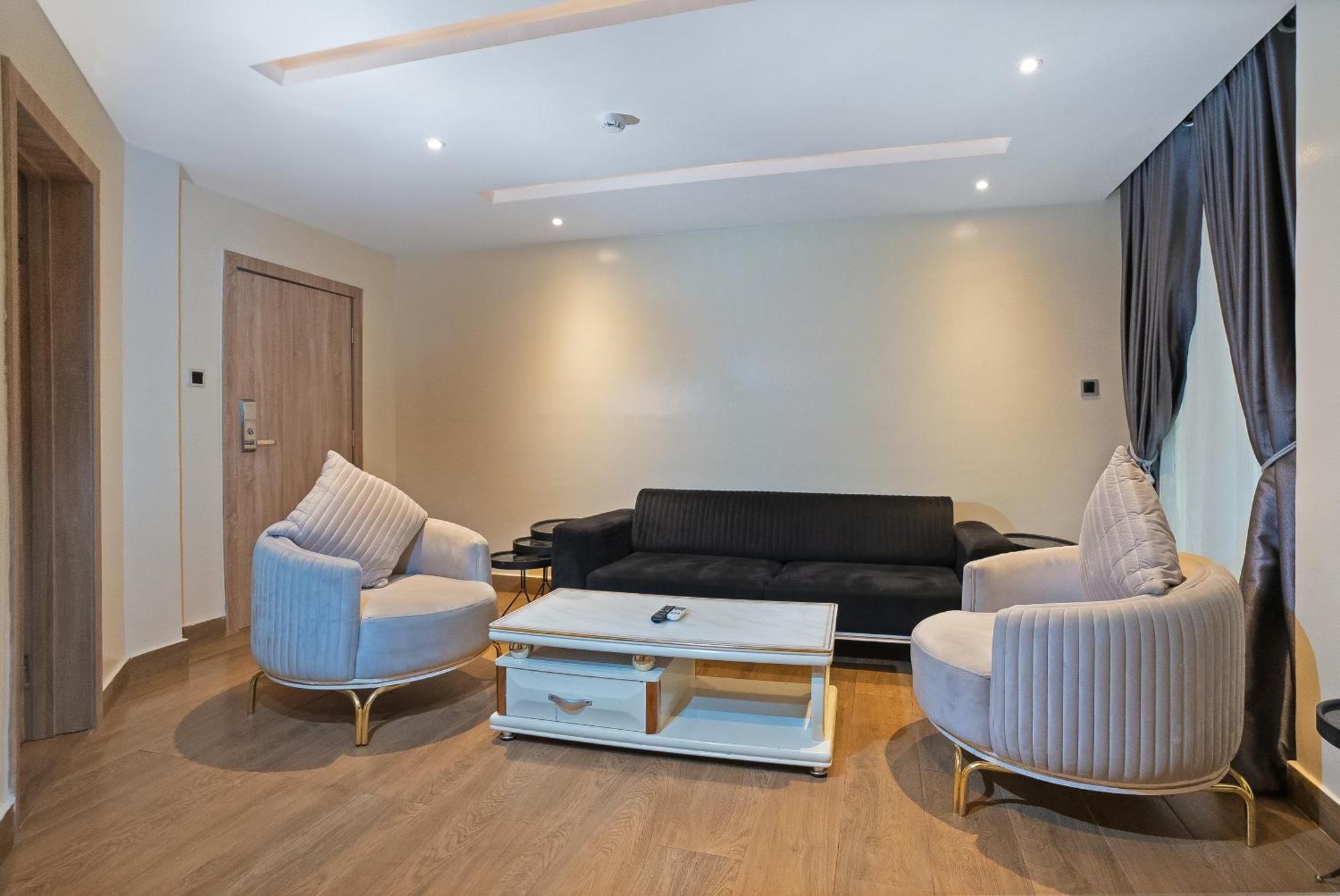 Watercress Hotels And Event Ikeja Ngoại thất bức ảnh