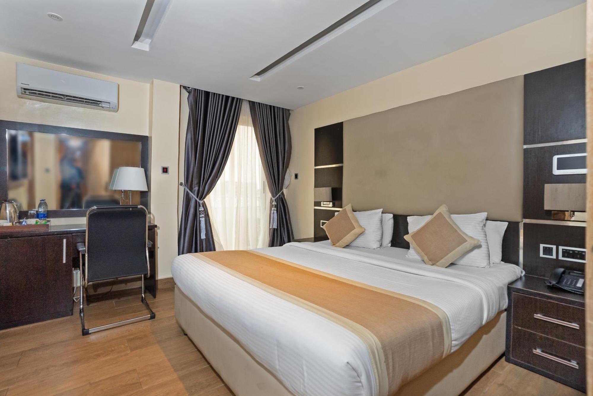 Watercress Hotels And Event Ikeja Ngoại thất bức ảnh