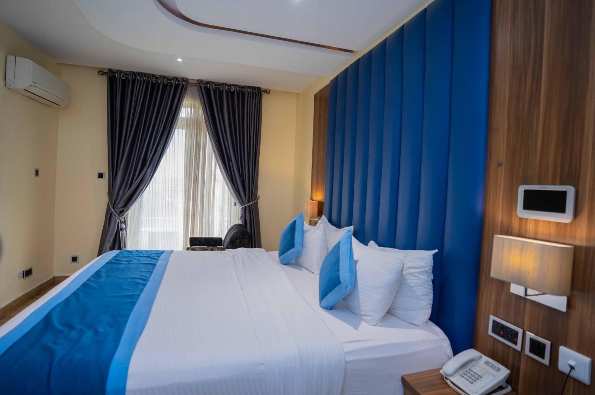 Watercress Hotels And Event Ikeja Ngoại thất bức ảnh