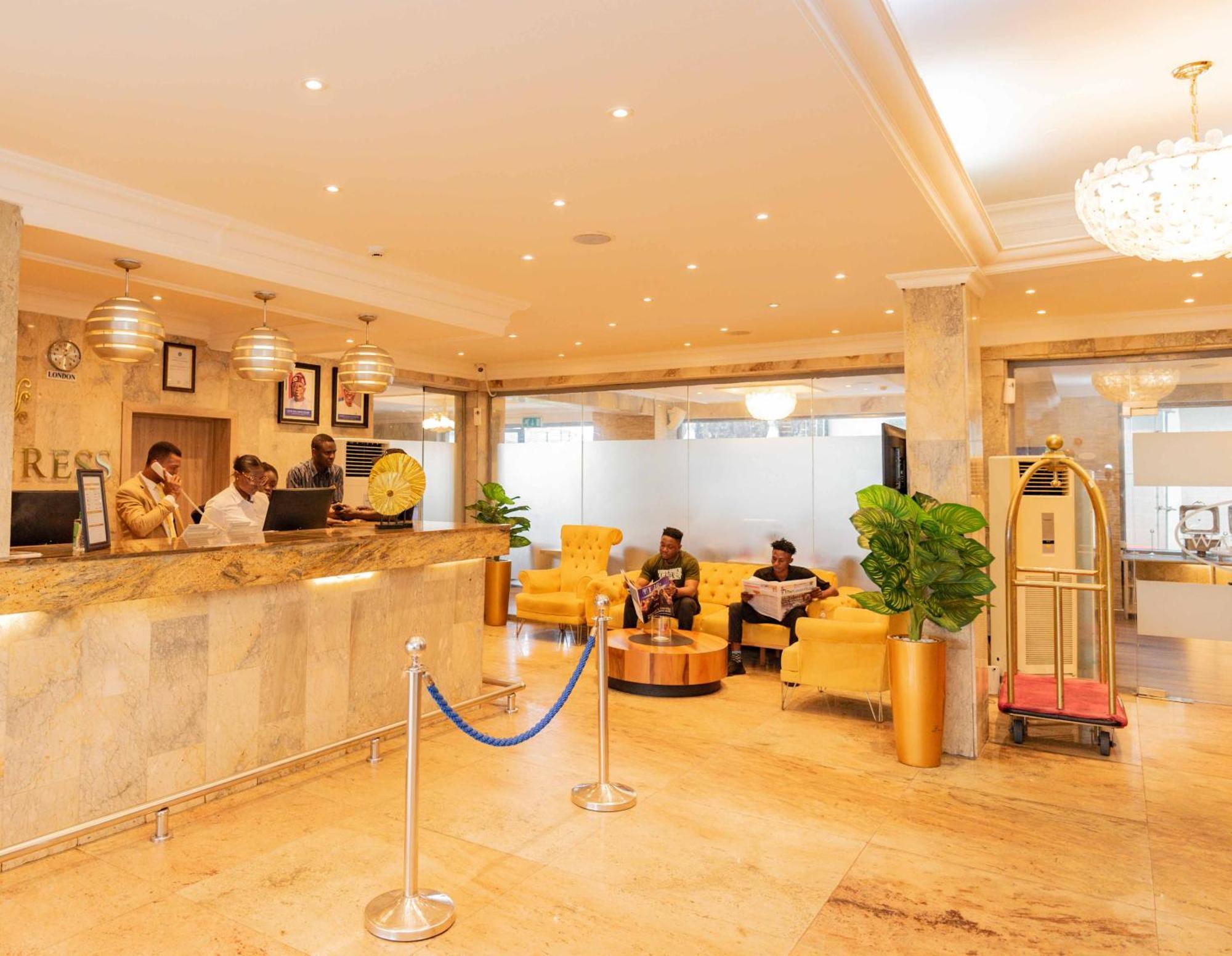 Watercress Hotels And Event Ikeja Ngoại thất bức ảnh