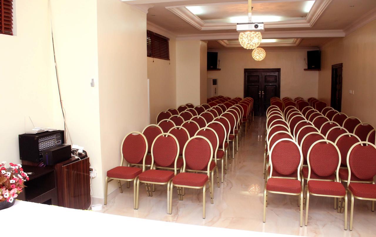 Watercress Hotels And Event Ikeja Ngoại thất bức ảnh